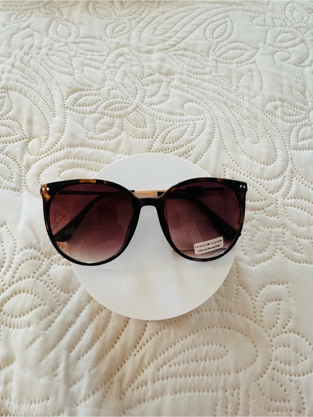 Tommy Hilfiger Tortoiseshell Frame Sunglasses with Brown Gradient Lenses